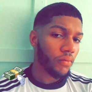 Meet your Posher, Maxwell